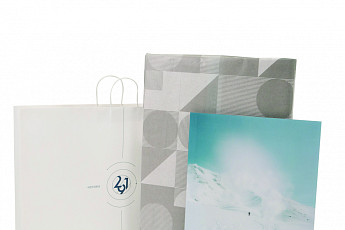 “추석엔 ‘추억’을 선물하세요” 롯데百, ‘쥬라기월드 티켓’·가족사진 촬영권 세트 출시