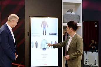 헤지스, LG전자와 '가상 피팅 기술' 선봬...