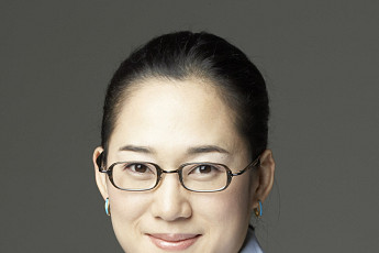 이대서울병원 윤하나 교수팀, 국내 최초 '다빈치 SP로봇' 인공방광수술 성공