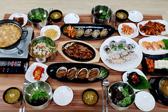 '생방송 투데이' 오늘방송맛집- 자족식당, 완도 바다가 키웠다! 전복 한상 차림 맛집 '명○○○○'…비결은?