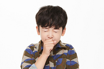 코로나19 '집콕'에도 아이들 알레르기 심해지는 이유는?
