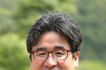 [식물과 함께하는 시간] 개나리꽃의 생존전략 ‘이화주성(二花柱性)’