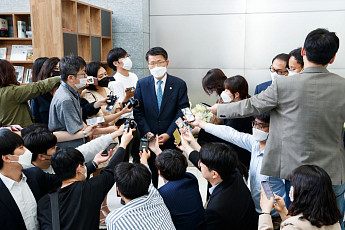 은성수 “기안기금 특혜아냐…쌍용차ㆍLCC 지원 심의위가 판단해야
