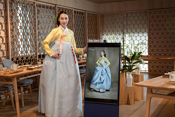 삼성 라이프스타일 TV, 화장품 매장에 체험공간 마련…서울 핫 플레이스 공략