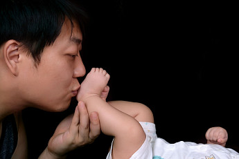 청소년 산모 임신·출산 의료비 지원 확대…사회 진출 돕는다