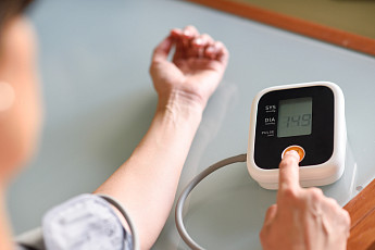 [건강톡(talk)] 한국인 8명 중 1명꼴…나이 들면 찾아오는 침묵의 살인자 ‘고혈압’