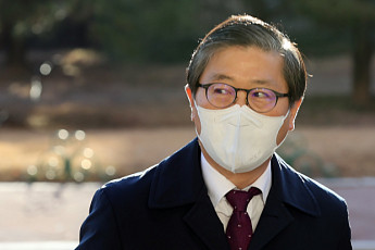 “변창흠 후보자, 여권 태양광업체 특혜 의혹”