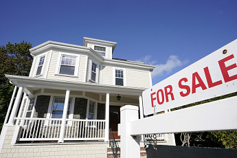 돈줄 막히자 부실 우려 커진 해외부동산…국내 간접투자도 위축