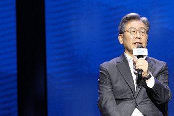 이재명, 윤석열 '미군 점령군' 발언 비판에 “색깔 공세 안타깝다”
