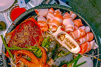 '생방송 투데이' 오늘방송맛집- 오천만의 메뉴, 산지직송 제철 밥상! 돌문어갓삼합 맛집 '낭○○○'…대박 비결은?