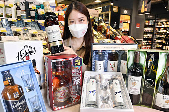 “귀성 못해 죄송합니다” 추석 선물로 고가 위스키 잘 팔린다