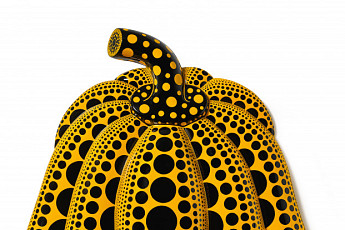 미술품 전시하고, 판매하고···예술작품에 주목하는 유통업계