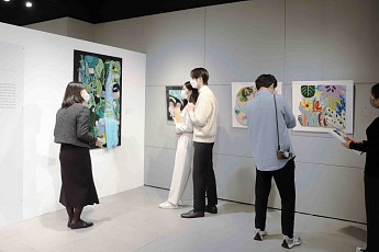 [포토] 신세계 “도심 한복판 유명 작가 미술품 만나보세요”