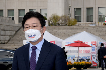 경기지사 도전한 강용석, 유승민에 경고…“출마하면 정치인생 마감”