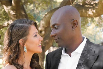 [랜선핫이슈] 무당과 약혼한 공주·구조 나선 50명 ‘인간띠’