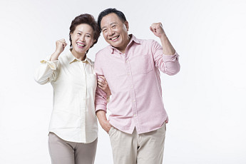 서울시 “어르신, 스마트폰 어려우시면 무료 교육받으세요”