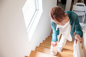 골치 아픈 무릎 건강, 중년을 위한 관리법