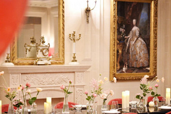 우리 아이 첫 생일 잔치 “호텔에서 해볼까?”