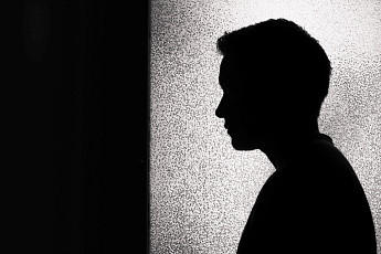 ‘50대 여배우 혼인빙자’ 고소인, 기자회견 취소…“사업 욕심 때문”