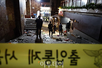 방송, 영화, 가요계 모두 '애도'... 일정 취소 줄이어