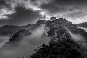 국립공원 사진 공모전 대상에 월악산 ‘자연 수묵화’