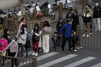 화장터는 붐비는데...중국, 공식 발표 코로나19 사망자는 고작 2명