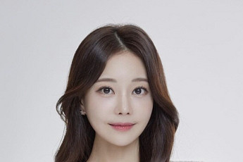 아옳이, 서주원 외도 폭로 후 첫 심경 글…“과분한 응원에 눈물 안 멈춰”