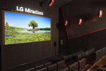 LG전자, 시네마 LED ‘미라클래스’ 론칭…“프리미엄 극장 공략”