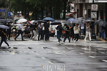 [날씨] 전국 '강풍특보'…비 그치고 기온 '뚝'
