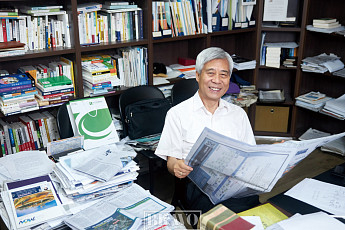 평생 현역 시대의 도래, “두렵지 않은 <b>노후</b> 비결은 균형”