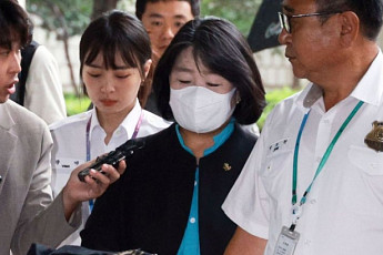 ‘후원금 횡령’ 윤미향…대법, 집행유예 확정