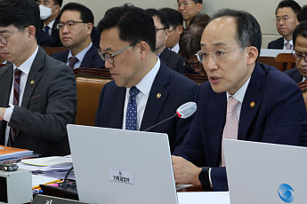 기재부 마지막 국감, R&D 예산 삭감 놓고 논란…국회 심사서 증액 가능성↑