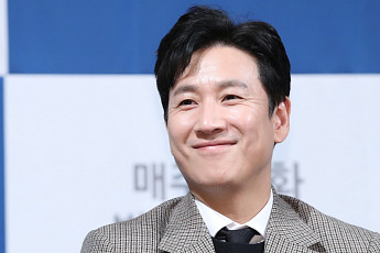 미국 SAG,  故 이선균 추모 …“비범한 배우, 부재 크게 느껴져”