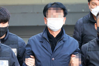 검찰, ‘이재명 습격범’ 구속기소…“공범·배후 없어”