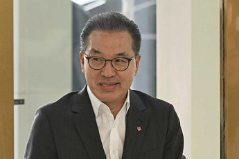 “올해는 더 잘해야”…새해 각오에 찬 롯데 사장단 [롯데 2024 VCM]