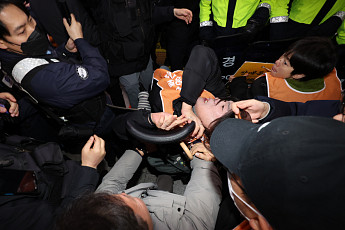 전장연, 오늘 서울역 1호선 지하철 시위…연휴 전 출근길 혼잡 예상