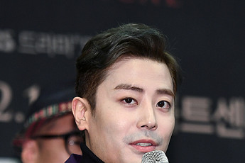 “결코 성추행범이 아니다”…한지상, 악플에 법적 조치 예고