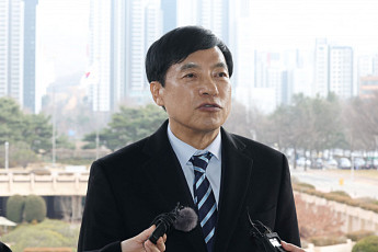 ‘김학의 불법출금 수사 외압’ 이성윤, 대법서 무죄 확정