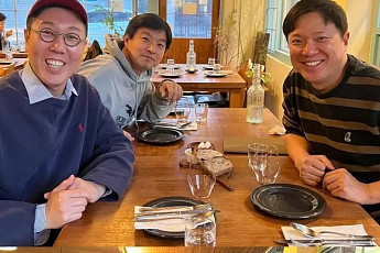 김생민, 미투 논란 3년 만에 밝은 웃음으로…김영철·정성화와 식사