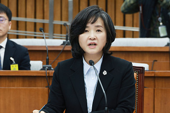 신숙희 “법관 수 늘려 재판지연 해결…여성 대법관 많아져야”