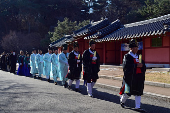 화성연구회, 3월 9일 팔달산 성신사에서 고유제 봉행