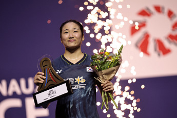 ‘오뚝이’ 안세영, 라이벌 야마구치 꺾고 프랑스오픈 우승