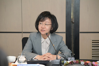 오유경 식약처장, 올해 ‘식의약 안심이 일상이 되는 세상’ 목표