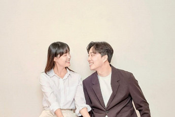 박위 'KTX 낙상 영상' 논란, 아내 송지은에 불똥⋯