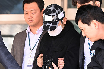 ‘故 이선균 기밀 유출’ 수사관, 