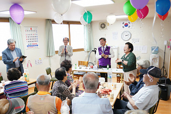 때 이른 무더위에 서울 곳곳 쿨링포그·배수차 ‘풀가동’