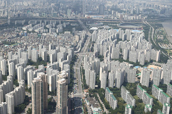 5년째 토허제 묶인 '잠삼대청' 지역민 '한숨'…전문가 의견은 분분