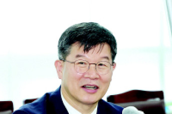 [복지 차관의 연금이야기] ① 노후행복의 조건은 ‘안정된 소득’