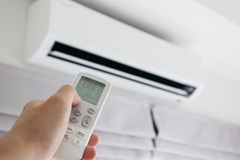 겨울철 생기는 ‘구안와사’, 에어컨 바람도 방심 금물 [e건강~쏙]