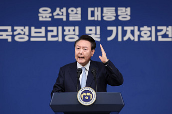 尹대통령, ‘4+1 개혁’ 속도 낸다...‘처음 본 국회’와 협치는 요원